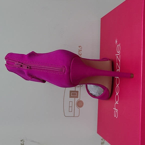 Women's Heeled Dress Sandals - Picture 6 of 13